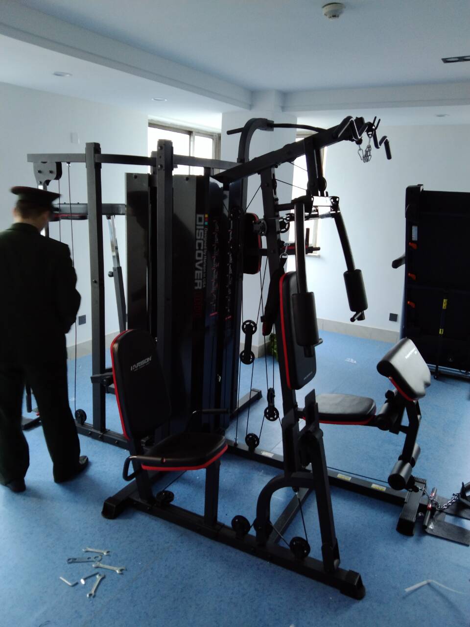 多功能綜合訓練器 多功能綜合訓練器