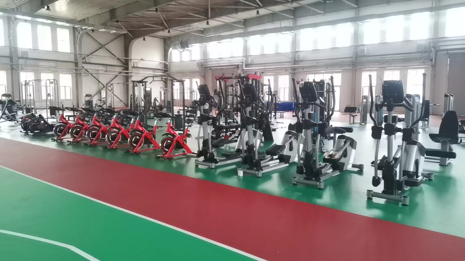 單位健身房器材該怎麽配置